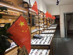 -罗伯特眼镜·蔡司官方授权(罗湖国贸店)