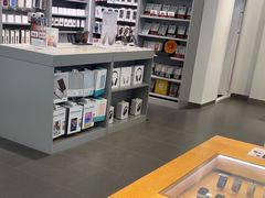 -Apple授权专营店(宝山万达店)