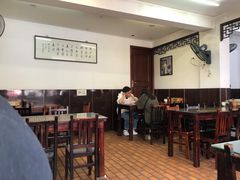 大堂-长人馄饨铺(解放街店)