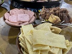 -正南齊北重庆老火锅(光华村直营店)