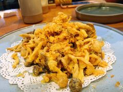 咸蛋黄焗双菇-薇酌饮·陕西菜(南门外店)