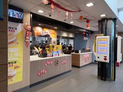 -麦当劳(乳山路店)