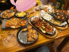 -老东镇啤酒屋海鲜加工·蒸汽海鲜·海鲜烧烤(台东店)