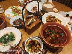 -荷风细雨·中国茶宴(世纪大道店)