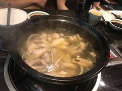 -东椰·海南椰子鸡火锅(朝阳门店)