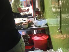 -荣记煲仔饭(高庙路店)