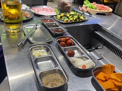 -马路牙子烧烤音乐酒馆(望京店)