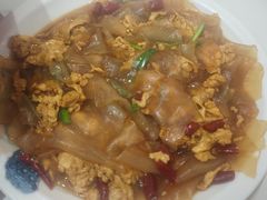 -鲁南仔·滕州炒鸡(经三路店)