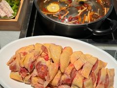 -尚尚仙·酸汤猪手·猪肚鸡火锅(华联万柳购物中心店)