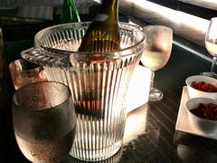 -瑰丽酒店·海吧·天际下午茶·现场DJ·天台酒吧