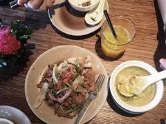 -Cau Go Vietnamese Cuisine