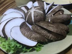 香菇-东镇老火锅(长春路首店)
