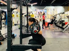 -享受健身·美体塑形馆