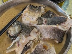 -红旗山庄(圭峰山店)