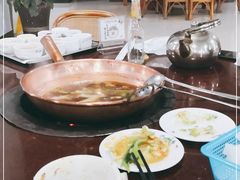 -朝伟清真铜瓢牛肉馆(三十年老·店)