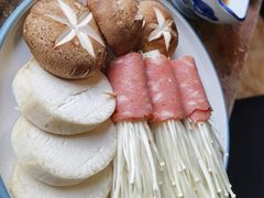蘑菇拼盘-炼火烤肉店