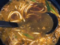 -香巴拉云南餐厅(华莱坞店)