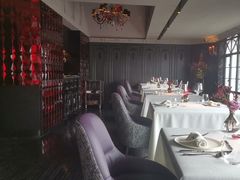 -弦月窗LUNETTE BY AMANDA(复兴路店)