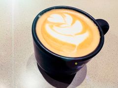 -星巴克臻选(上海中环广场2F店)