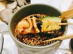 -红鼎豆捞·非遗鲍皇汤火锅(宝丰路店)