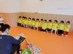 -小门牙好性格托育(北外滩中心)