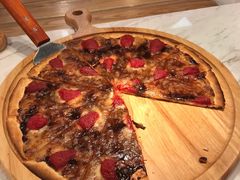 草莓巧乐力比萨-比格比萨自助(德思勤四季汇店)