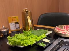 -臻牛烤肉