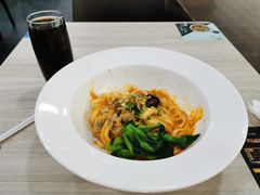黄金八鲜蟹肉拌面-康师傅私房牛肉面(北京南站店)