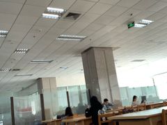 -上海大学宝山-图书馆