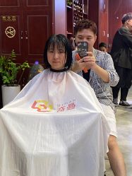 -十六番发型师事务所