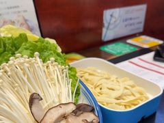 -西子馋火锅鸡•涮品自助(桥东街店)