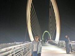 -南京眼步行桥