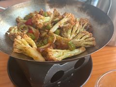-莲餐厅·湖北菜·潜江小龙虾店(愚园路店)