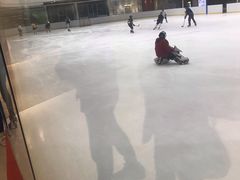 -陈露国际冰上中心(天津嘉里汇店)