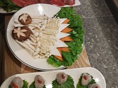 -三人行骨头王火锅(长寿店)