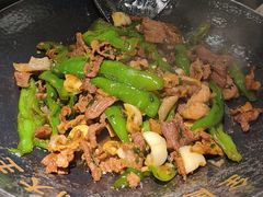 -费大厨辣椒炒肉(高铁吾悦广场店)