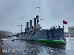 -阿芙乐尔号巡洋舰