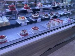 -巴黎贝甜(大宁国际商业广场店)