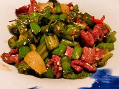 小炒牛肉-枚青·临安酒肆(腾飞大厦店)
