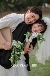 -雪中彩影婚纱摄影·微光艺术中心