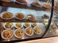 -金杨拉面王小吃面馆·牛三宝面·红烧牛肉粉