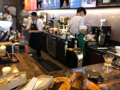 -星巴克臻选(青岛麦凯乐分店)