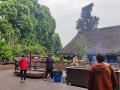 -峨眉山报国寺