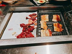 -张牌牌·东北烤肉小吃市集(金楠天街店)