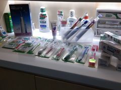 -Dr.Z dental仁康种植矫正中心