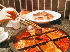 -井格重庆火锅(临平银泰城店)