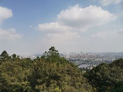 -灵岩山风景区