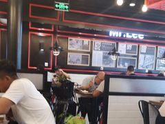 大堂-李先生牛肉面大王(上海站南广场店)