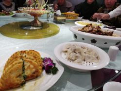 -鑫淼餐饮娱乐中心(江东街店)