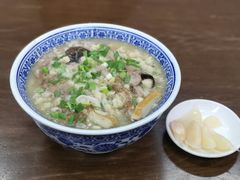 -崇德楼水盆牛羊肉泡馍馆(文艺路店)